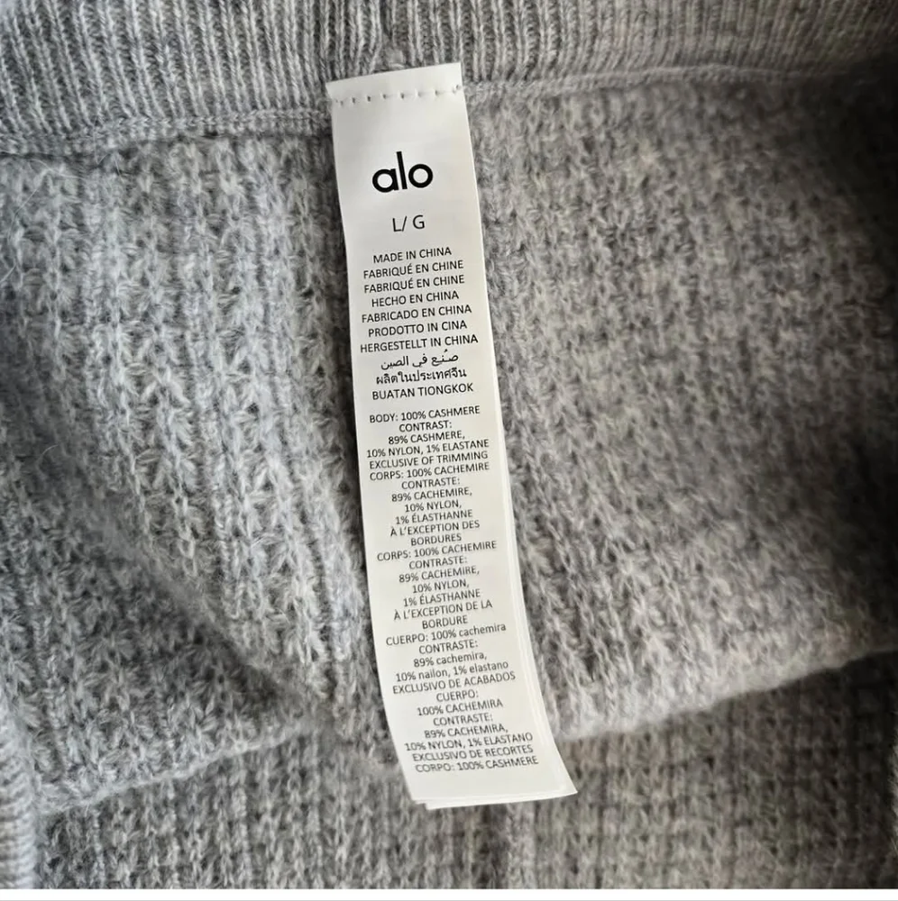 Alo Yoga Cashmere High Waist Plush Waffle Pant in Heather Gray sz LARGE